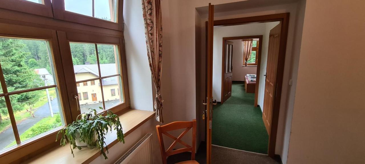 Horske Ubytovani Kralovsky Dvur Na Bilem Potoce Hamry  Room photo